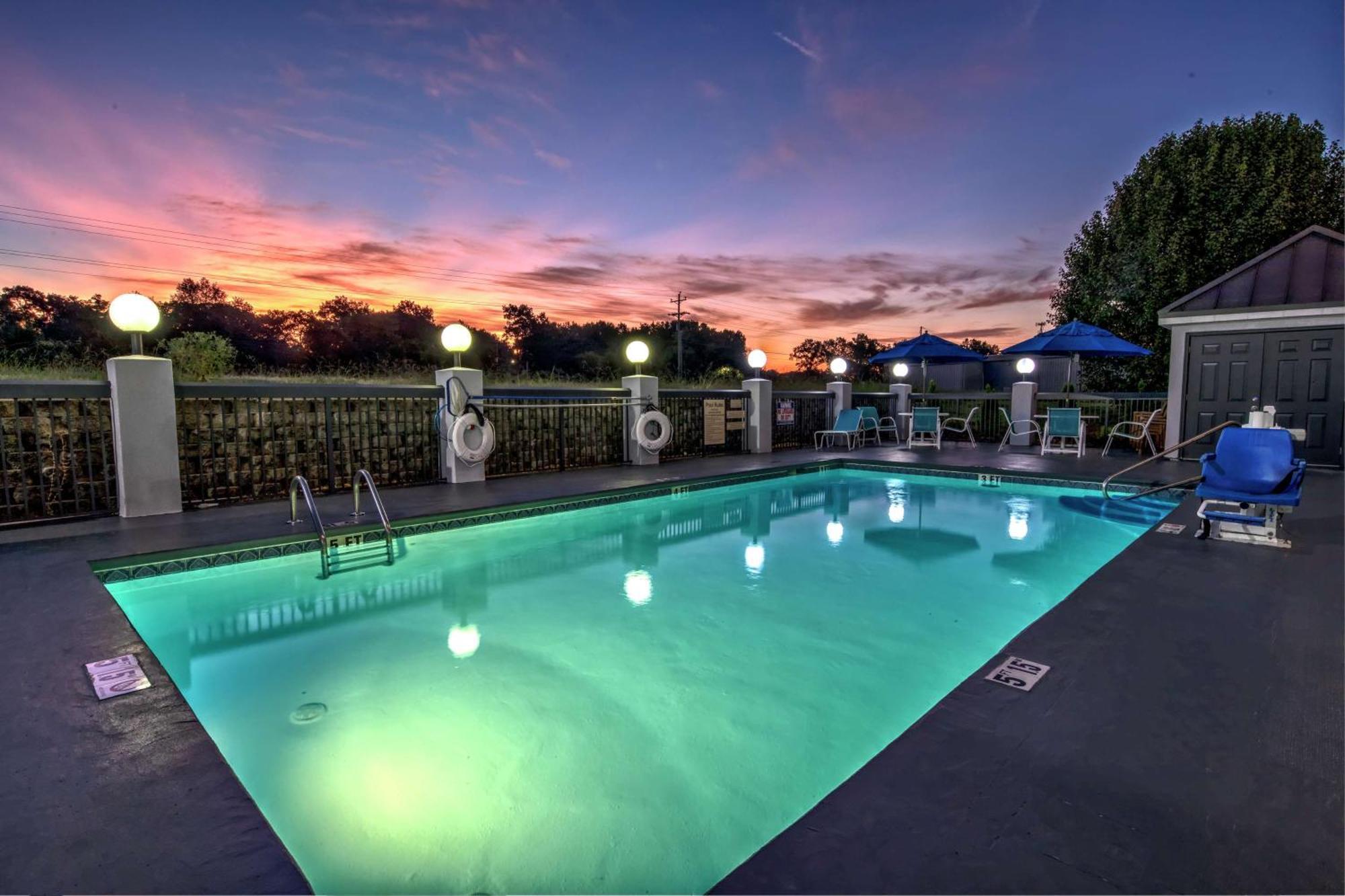Hampton Inn Tullahoma Luaran gambar
